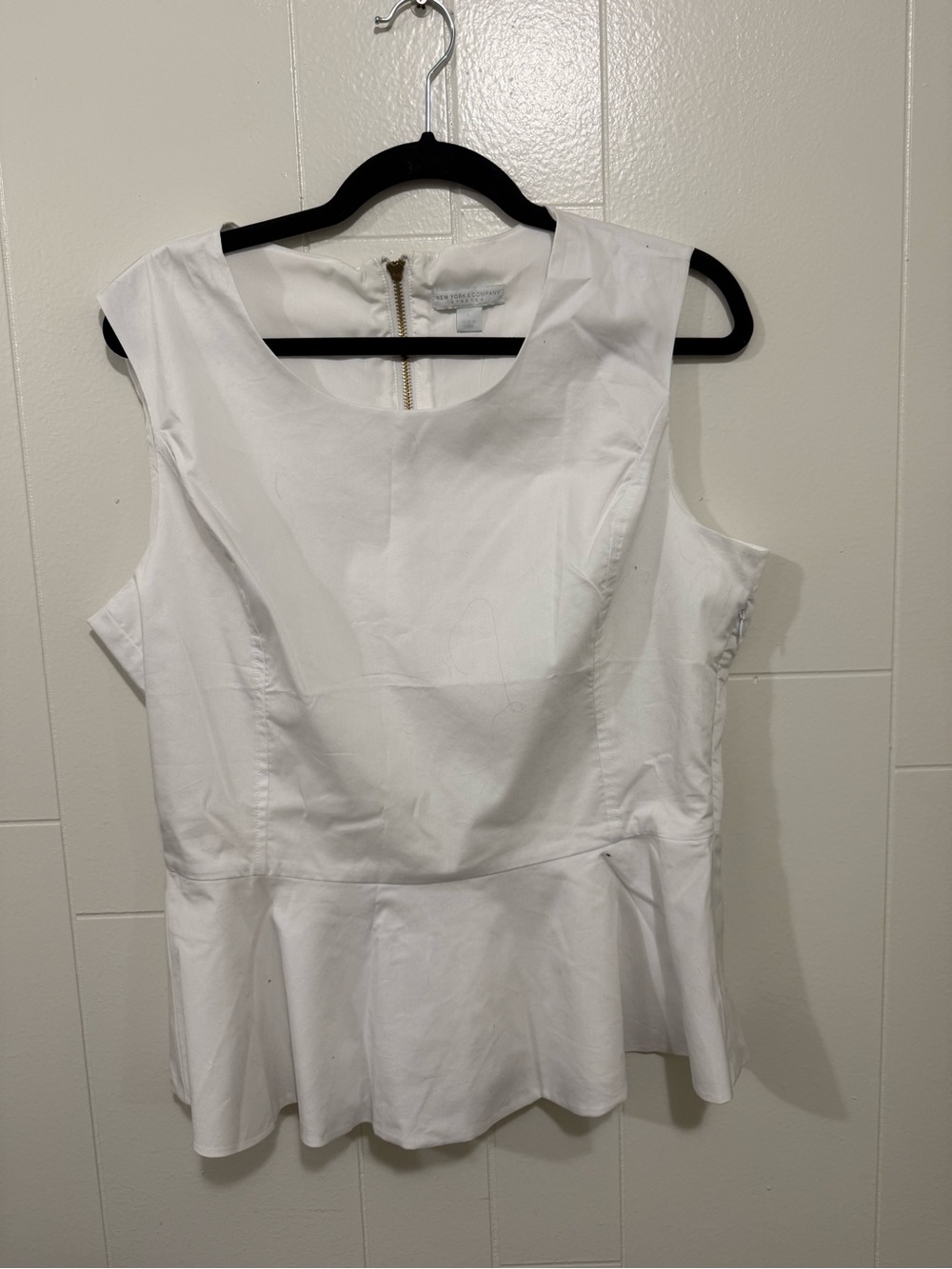 New York & Company White Sleeveless Peplum Shell Top